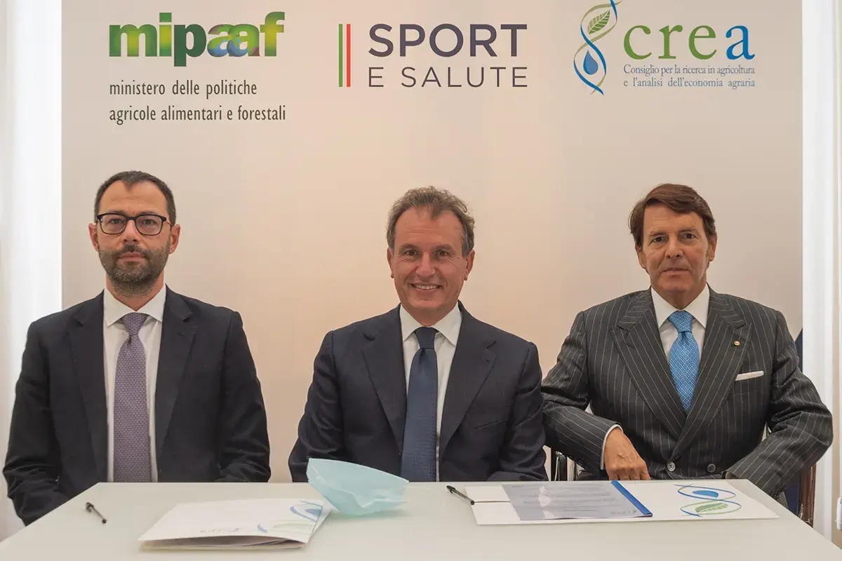 La firma dell'accordo Crea e Sport e Salute: un patto per combattere l'obesit&agrave; infantile