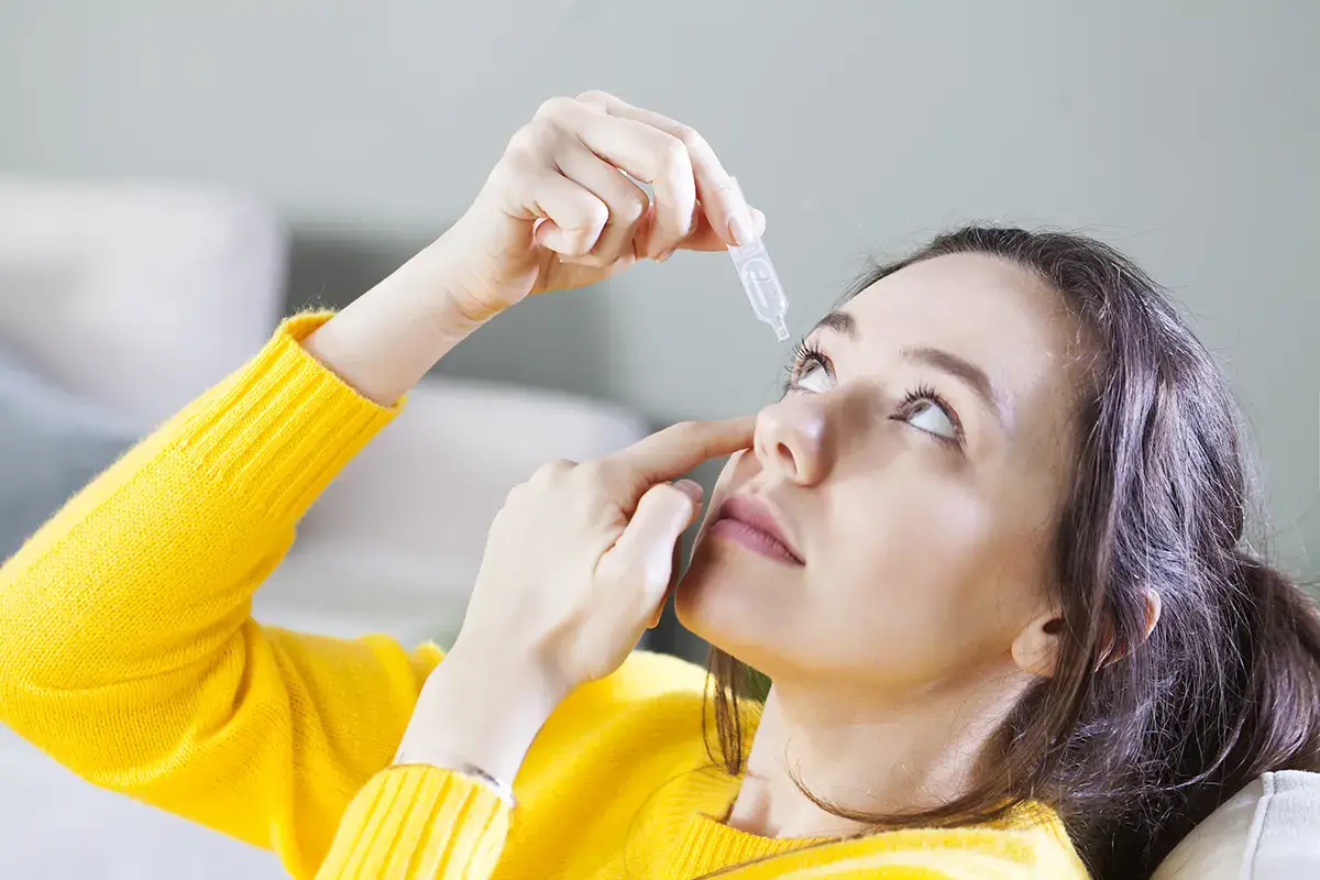 Occhio secco o lacrimazione eccessiva: come combatterli?