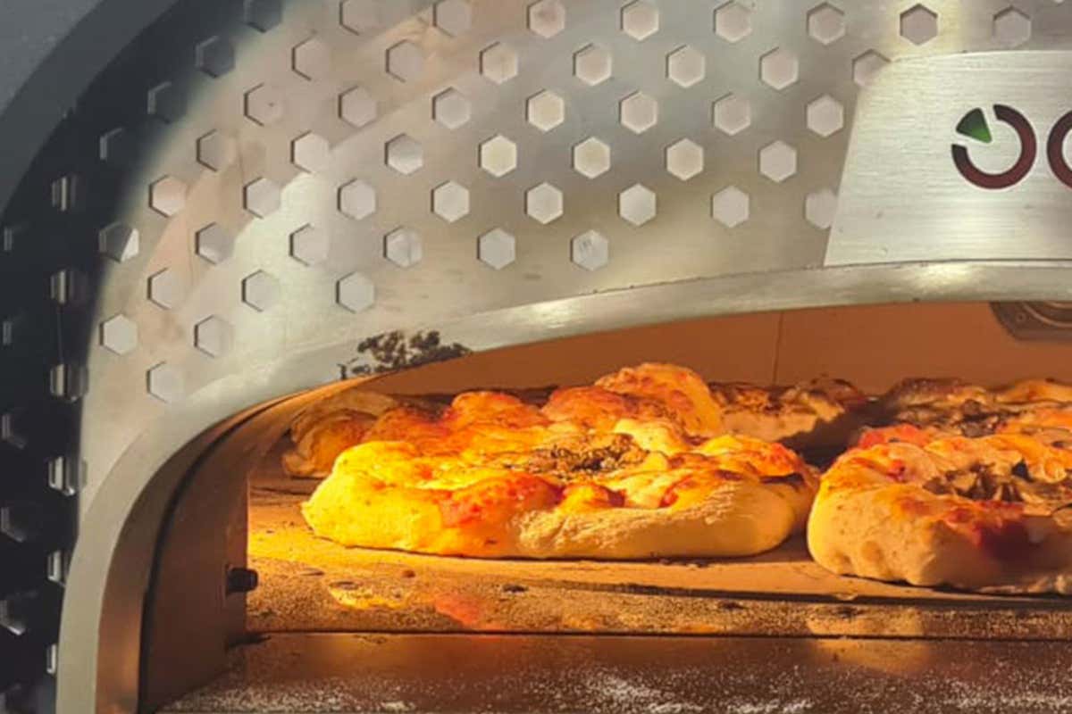 Forni rotanti e impastatrici smart: ecco le novità OEM ed Esmach per le pizzerie