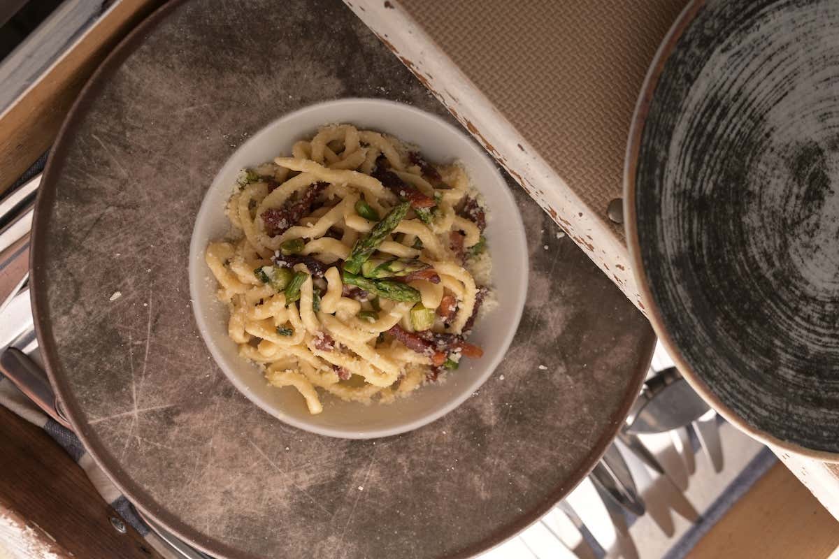 Dal 2023 Vineria Vignola fa anche cucina calda