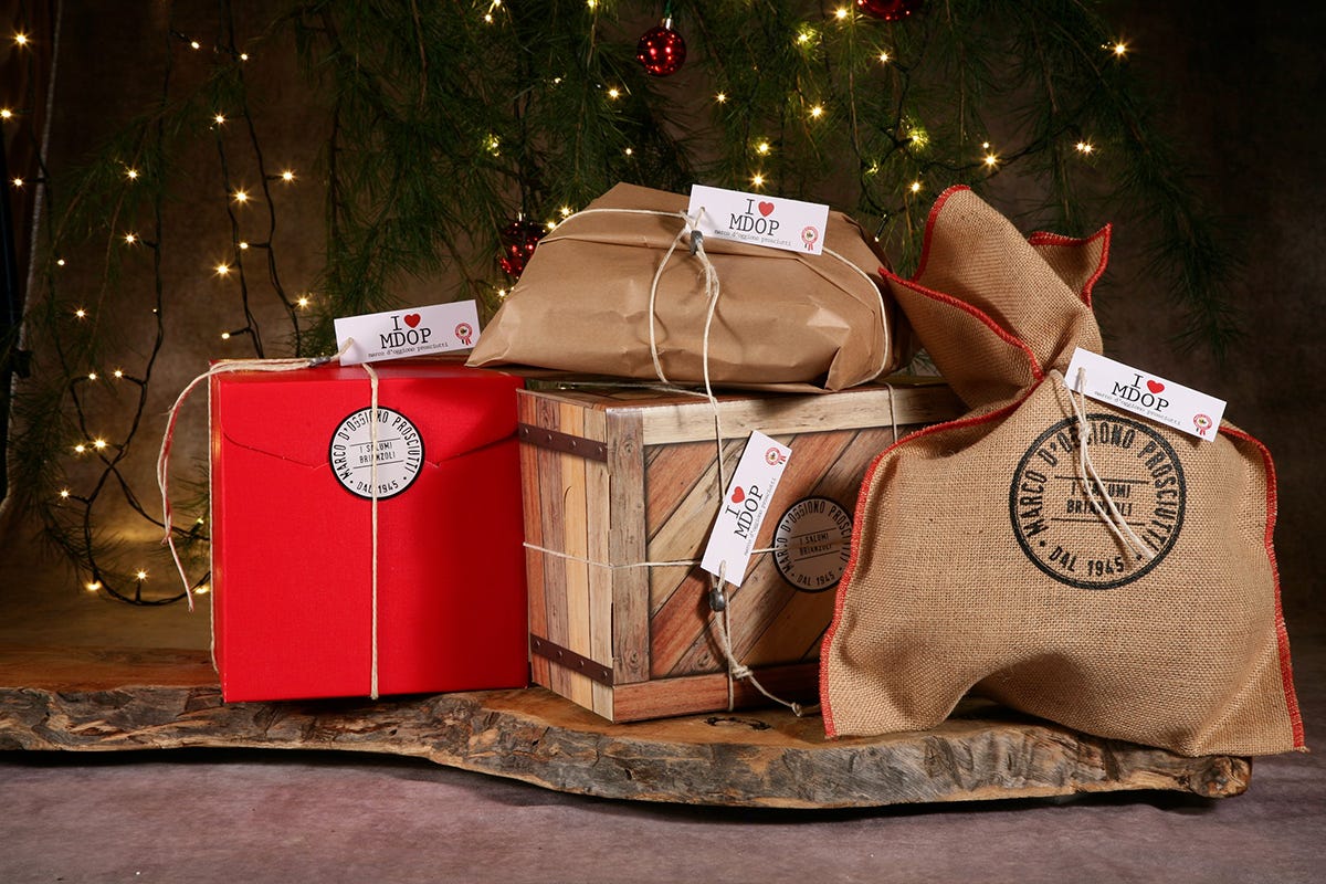 Il meglio della produzione in regalo per Natale Le box natalizie di Marco D'Oggiono: un pieno di sapori autentici