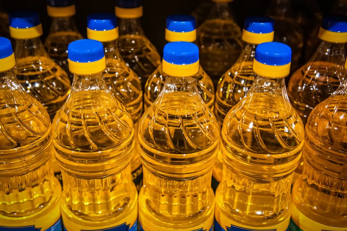 Olio di semi: prezzo record sugli scaffali ( 19%)