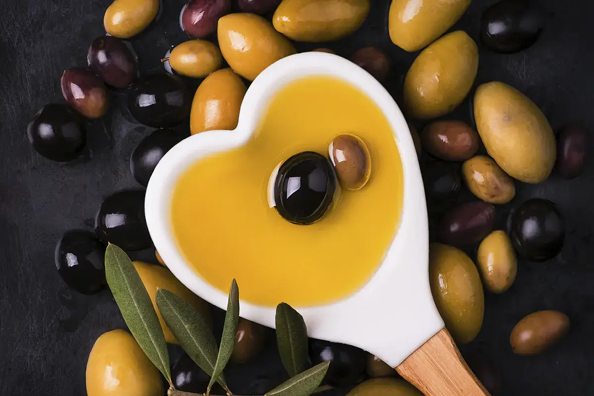 Grazie ai polifenoli, l'olio Evo pu&ograve; essere immesso sul mercato come un prodotto dal valore aggiunto superiore Pi&ugrave; competitivit&agrave; per l'olio Evo grazie alla valorizzazione delle sue propriet&agrave; nutritive