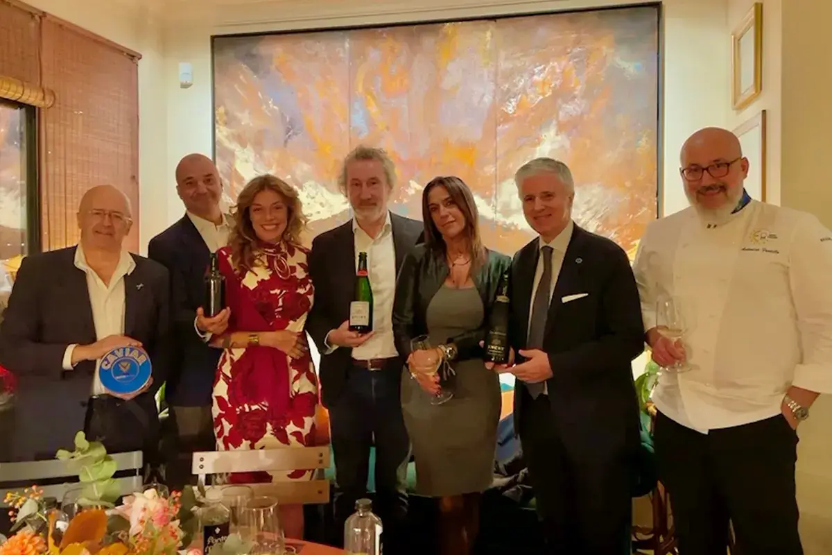 I protagonisti della serata Champagne, olio e caviale, altre chicche da Euro-Toques e Maestrod'Olio