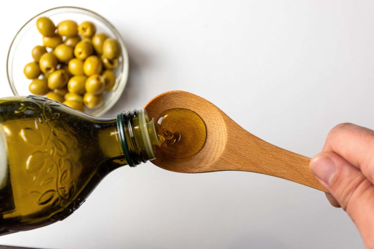 Il prezzo dell’olio extravergine d’oliva torna finalmente a scendere