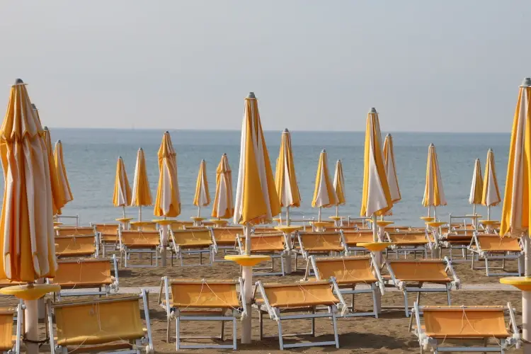 L&rsquo;estate sta finendo&hellip; prima! Gli alberghi rinunciano al fine stagione per il caro bollette