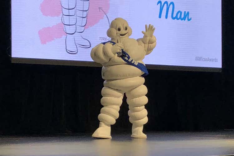 (L’Omino Michelin icona del millennio) (L’Omino Michelin icona del millennio)