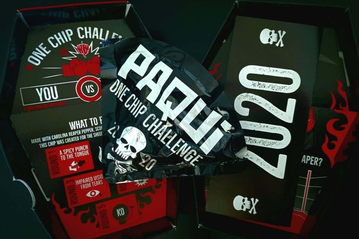 Mangia la patatina più piccante del mondo: muore un tiktoker di 14 anni Mangia la patatina più piccante del mondo: muore un tiktoker di 14 anni