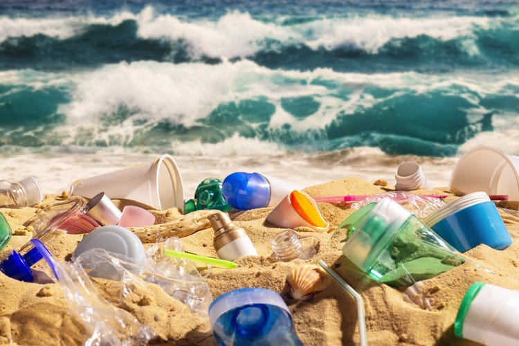 Operazione #spiaggepulite 
La Toscana diventa plastic free