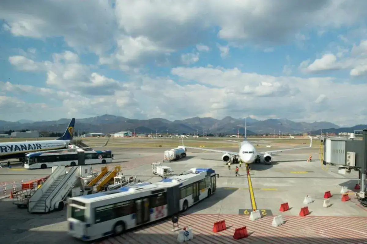L'aeroporto di Orio al Serio (Bergamonews) Orio al Serio torna a decollare. Per l'estate 2022 24 destinazioni in pi&ugrave;