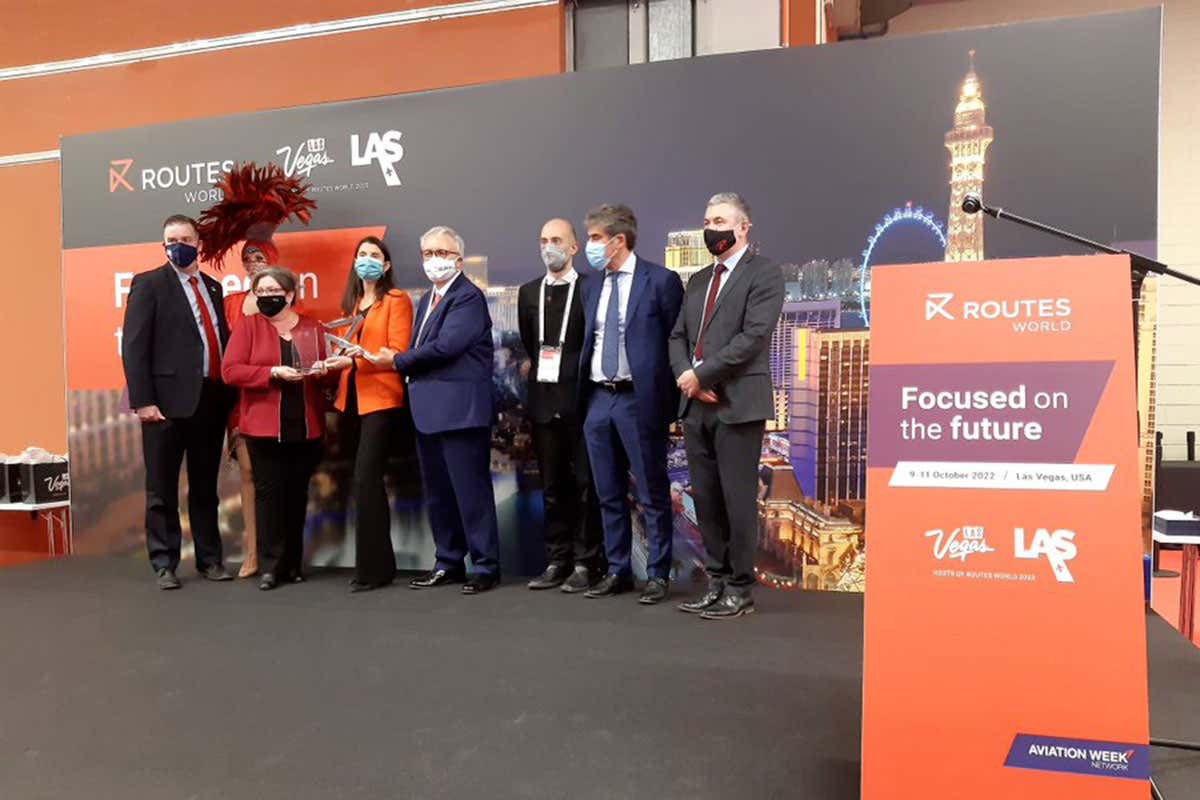 L'incontro di Milano Orio al Serio torna a decollare. Per l'estate 2022 24 destinazioni in più L'incontro di Milano Orio al Serio torna a decollare. Per l'estate 2022 24 destinazioni in più