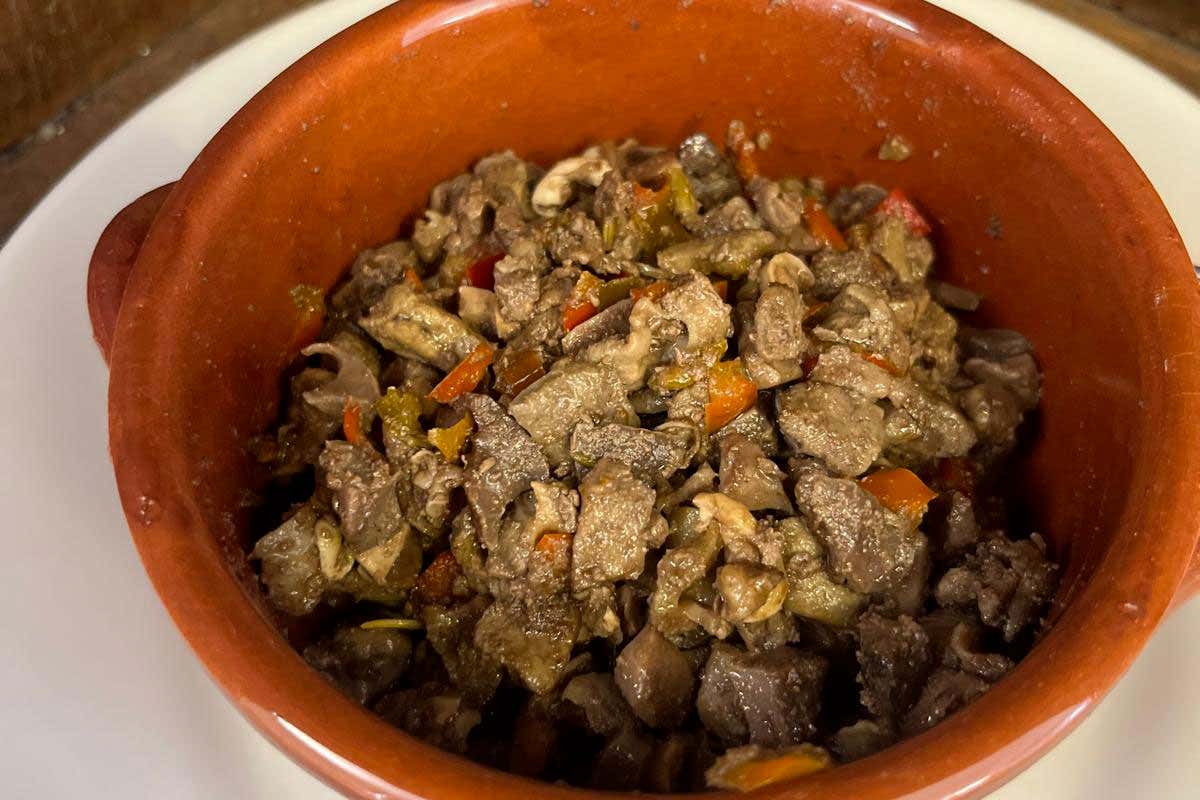 Dove mangiare la cucina abruzzese autentica all'interno di un convento medievale Dove mangiare la cucina abruzzese autentica all'interno di un convento medievale