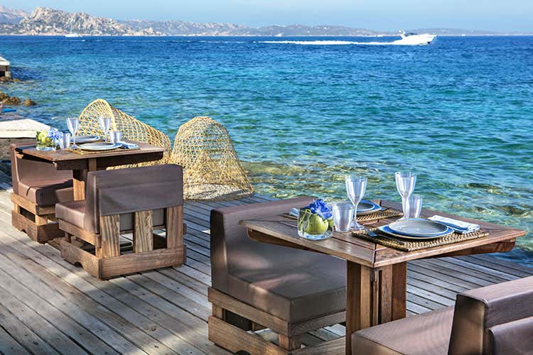Diverse le esperienze da vivere Vacanze da vip in Sardegna? Ecco la nuova Penthouse Suite