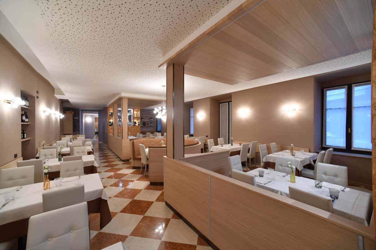 La sala del ristorante Orso Grigio