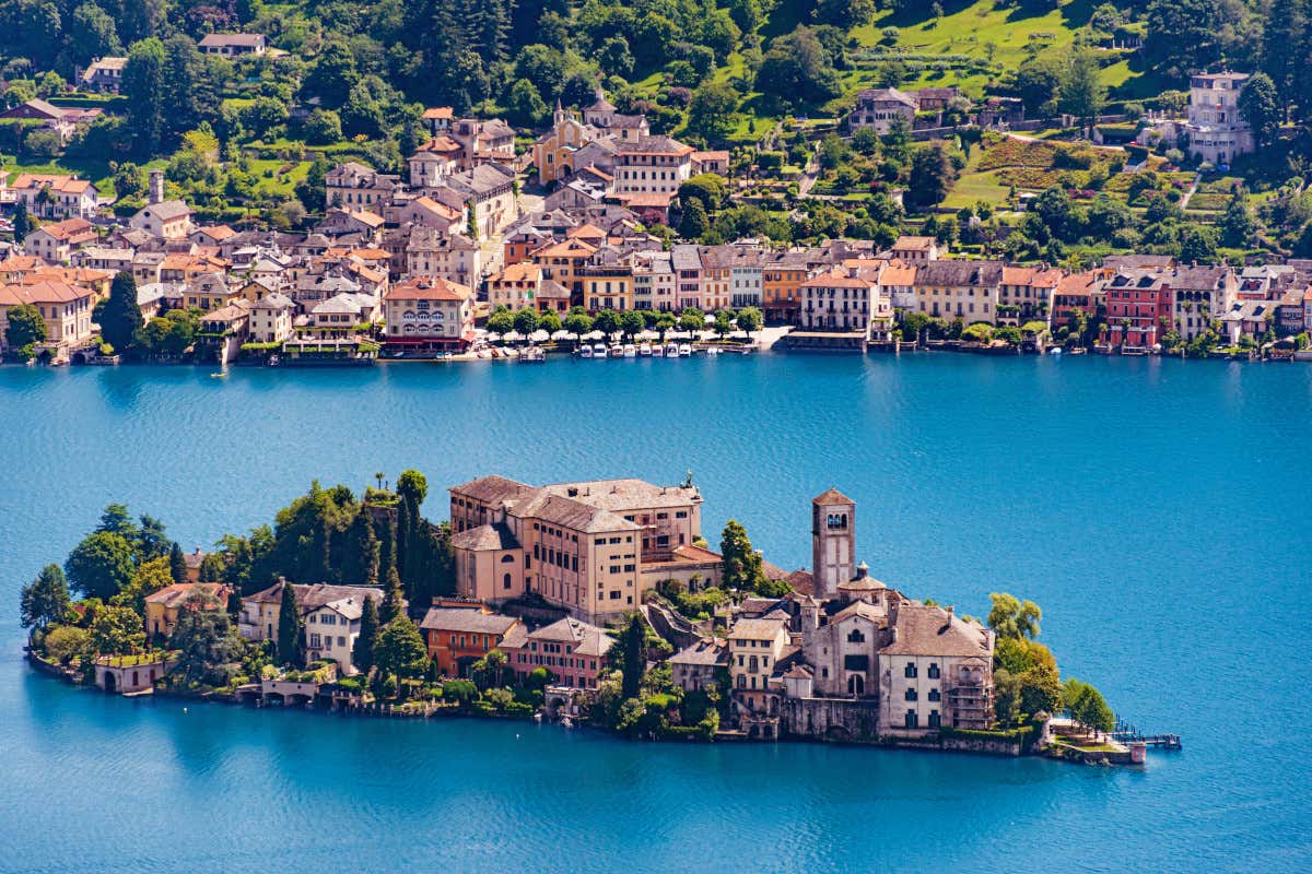 Al terzo posto, con una stella ogni 335 abitanti, troviamo Orta San Giulio  Stelle Michelin e densità di abitanti: la rivincita dei piccoli borghi