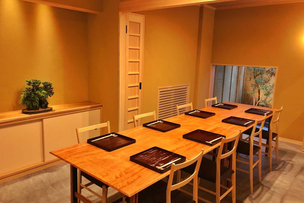 Sentirsi uno Shogun? 5 ristoranti in Giappone dove vivere l'autentica cultura nipponica Sentirsi uno Shogun? 5 ristoranti in Giappone dove vivere l'autentica cultura nipponica