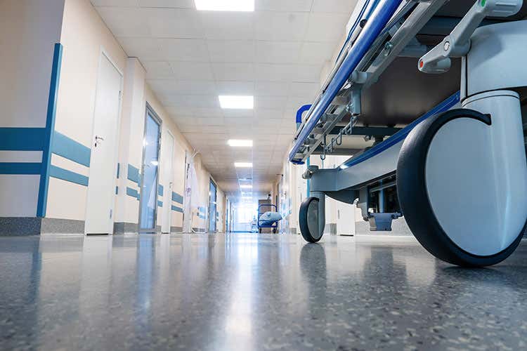 Sono state 382 i controlli e 132 i casi di irregolarit&agrave; - Controlli nei bar degli ospedali Irregolare uno su tre, 10 le denunce