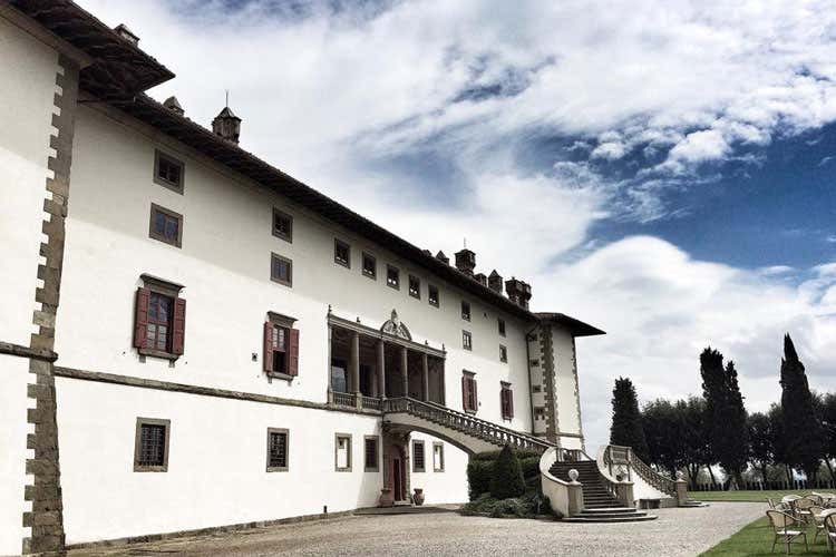 (L’ospitalità diffusa di Tenuta Artimino Appena restaurati 5 nuovi appartamenti) (L’ospitalità diffusa di Tenuta Artimino Appena restaurati 5 nuovi appartamenti)