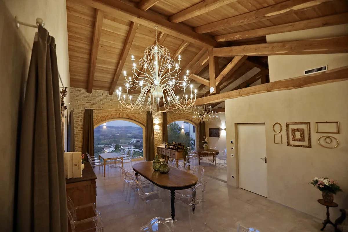 La sala degustazioni di Cascina Bricco San Pietro