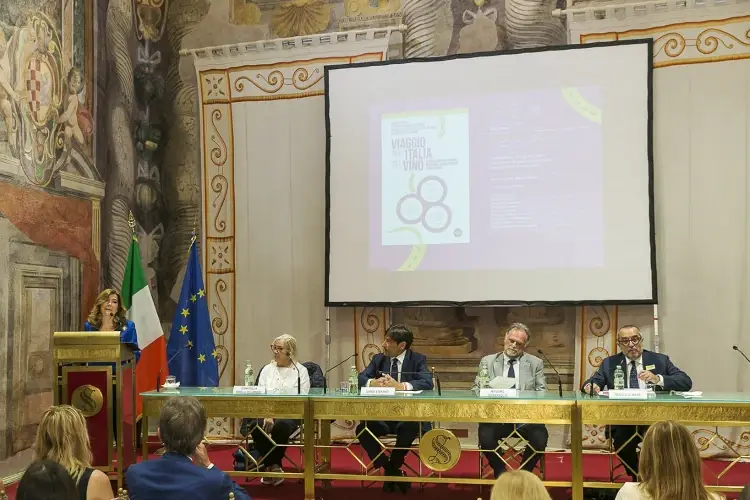 Le cantine italiane: &ldquo;Vogliamo un Osservatorio sull&rsquo;enoturismo&rdquo;
