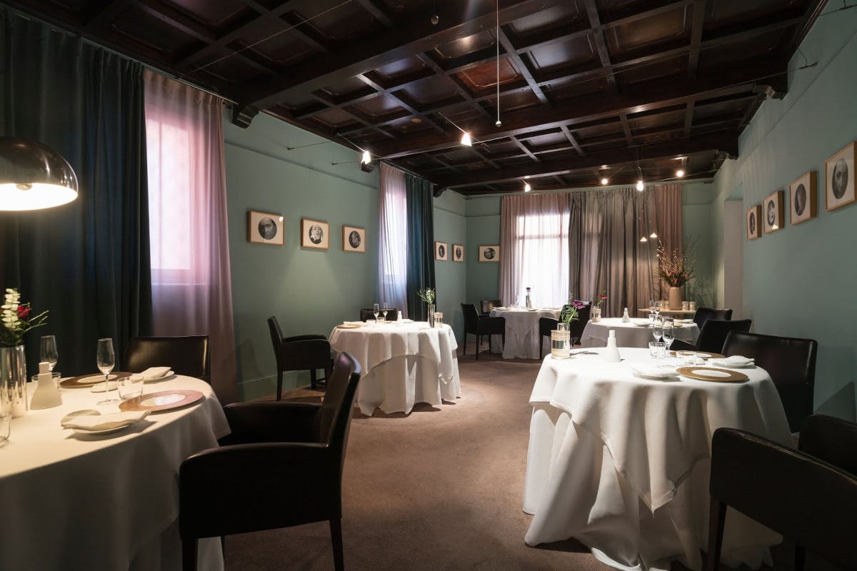 I ristoranti tre stelle Michelin in Italia: storia curiosità e piatti iconici