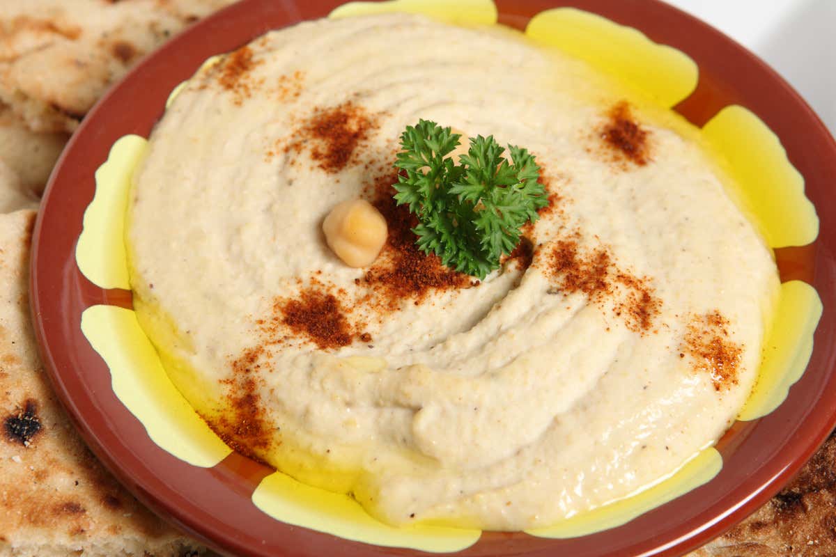 Hummus bi Tahini