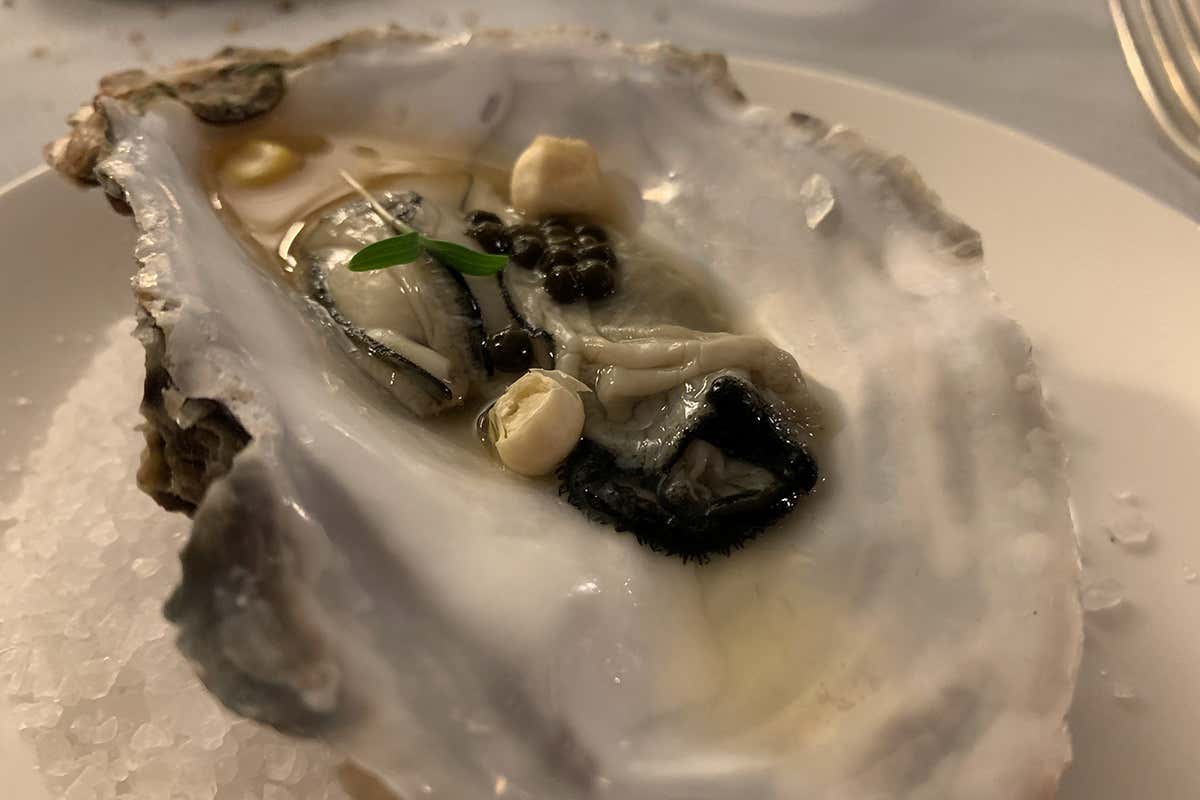 Ostrica in ponzu di pomodoro Longino