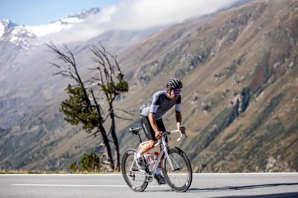 Bicicletta padrona delle strade &Ouml;tztal, tutto in quota tra sport, benessere e cultura