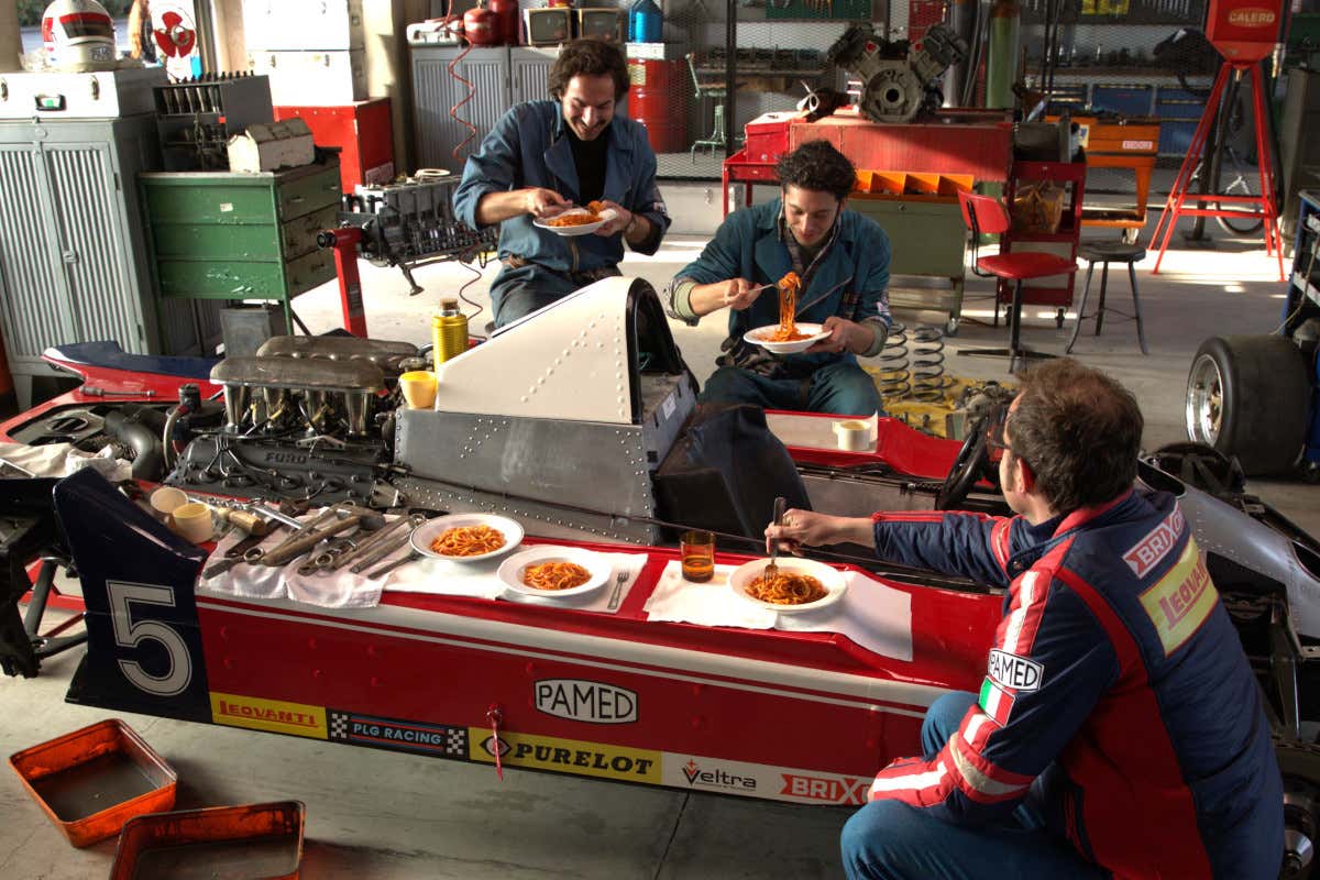 La storia di “Pasticcino”, il pasticciere che portò la pasta nei paddock della F1