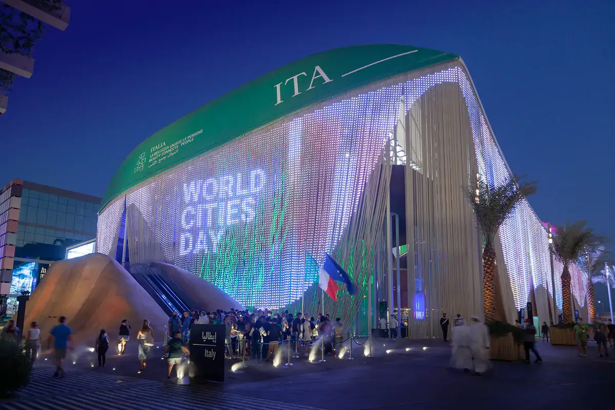 Il padiglione Italia all'Expo di Dubai Expo Dubai, in un mese gi&agrave; 300mila i visitatori del padiglione Italia