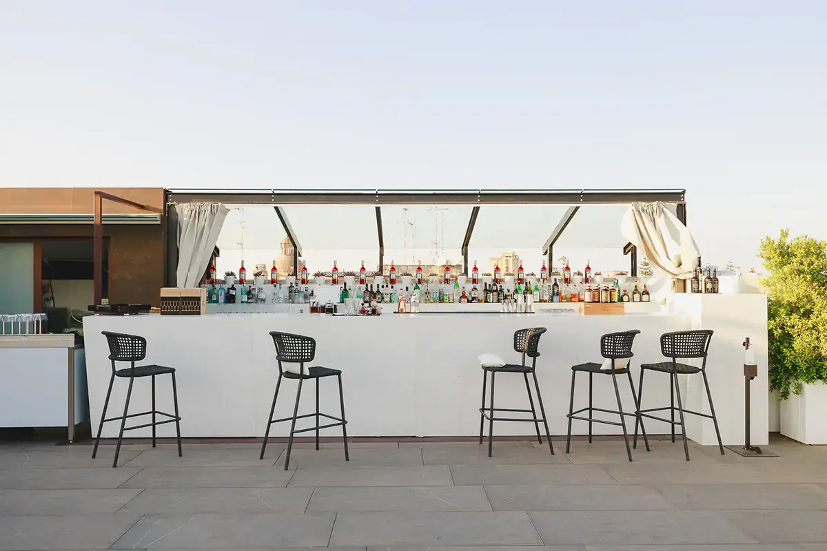 La terrazza di Palazzo BN Palazzo BN, l'ex banca diventa un tempio dell'ospitalità e della gastronomia