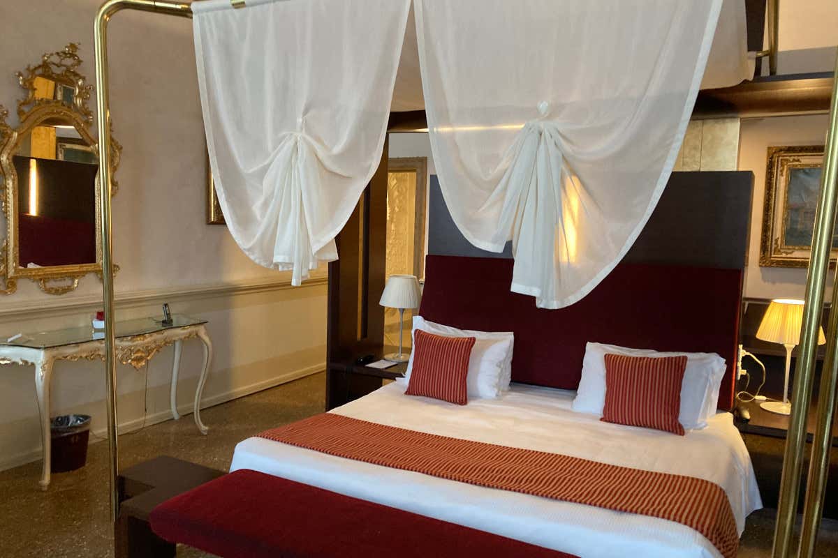 Una delle camere di Palazzo Giovanelli  Palazzo Giovanelli elenganza e stile sul Canal Grande