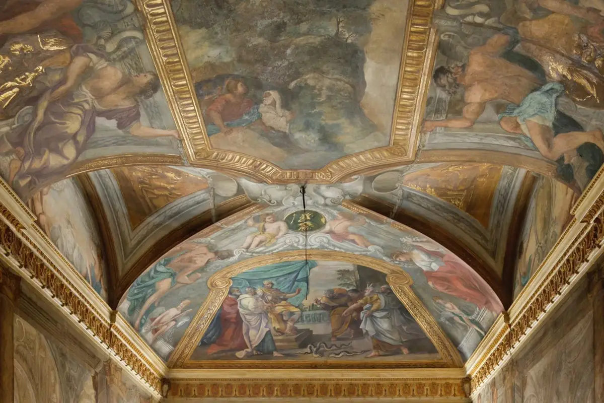 Gli affreschi di Palazzo Roma  Shedir Collection, quattro gioielli di autentico lusso tra le vie della Capitale