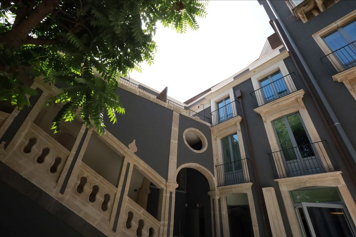 Palazzo Sangiorgio, apre il nuovo hotel 5 stelle nel centro di Catania