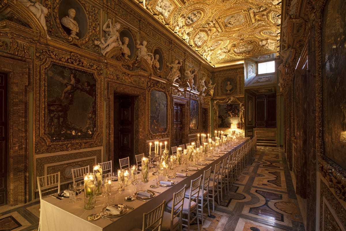 A Hotel Vilòn per cene memorabili immersi nell'arte barocca romana Hotel Vilòn a palazzo Borghese soggiorni tra l'arte e la storia di Roma
