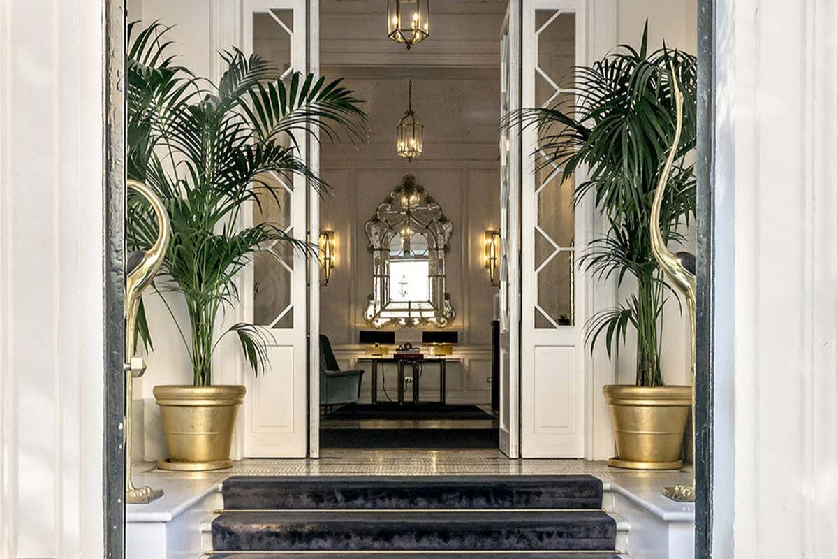 Palazzo Dama, tra camere raffinate ed eredità aristocratica a Roma Palazzo Dama, tra camere raffinate ed eredità aristocratica a Roma