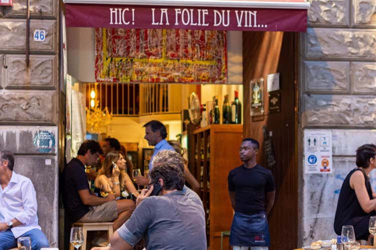 Hic! La Folie du Vin - Palermo fa i conti con le restrizioni I locali della movida chiedono aiuti Hic! La Folie du Vin - Palermo fa i conti con le restrizioni I locali della movida chiedono aiuti