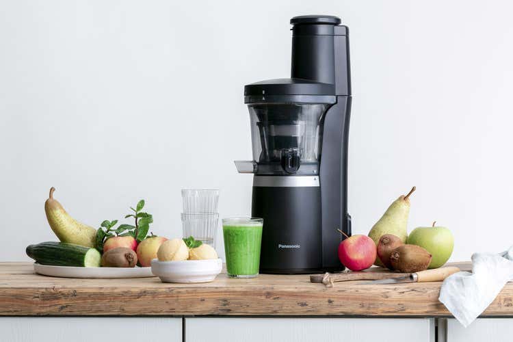Un estrattore Slow Juicer Panasonic (Panasonic, nuovi microondecon un occhio alla dieta sana)
