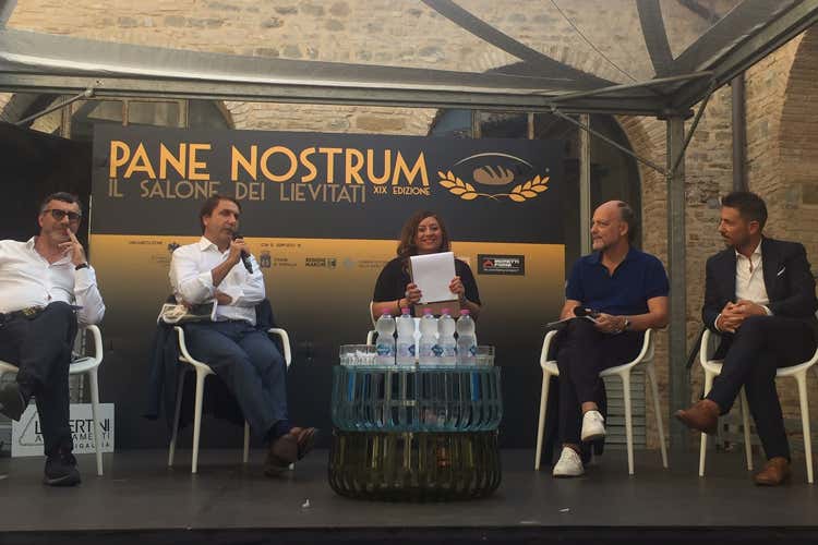 Un incontro a Pane Nostrum (Senigallia, a Pane Nostrum anche i big della Cucina)