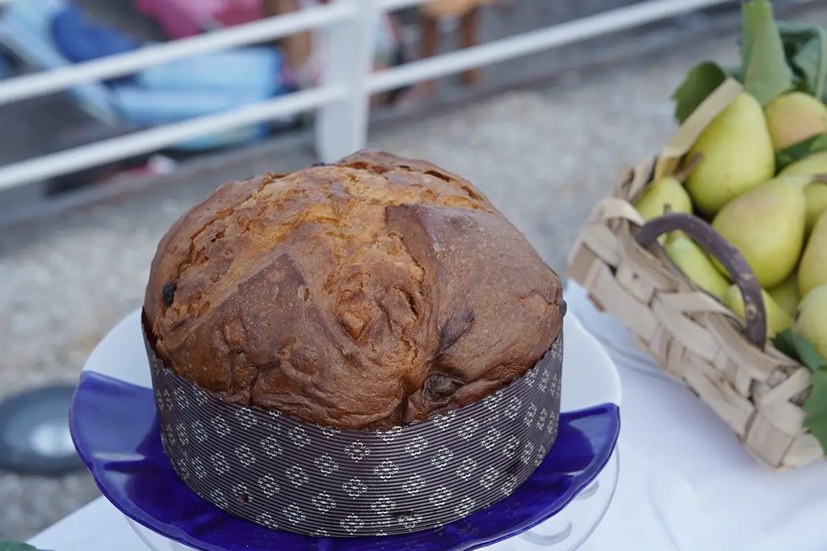 La Notte del Panettone in riva al mare a Minori Piace a Minori il panettone in versione estiva