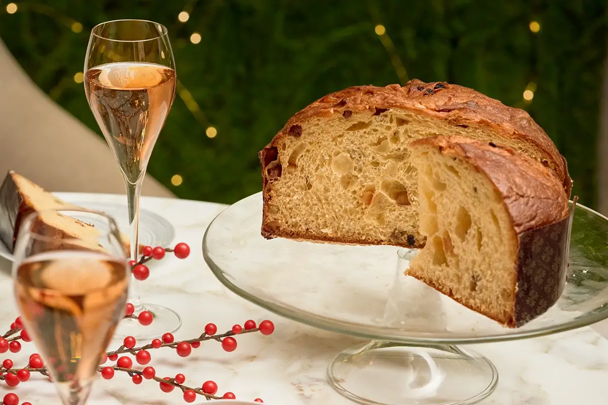 Il panettone del pastry chef Daniele Bonzi Una foresta incantata in citt&agrave;: ecco il Natale al Four Seasons Milano
