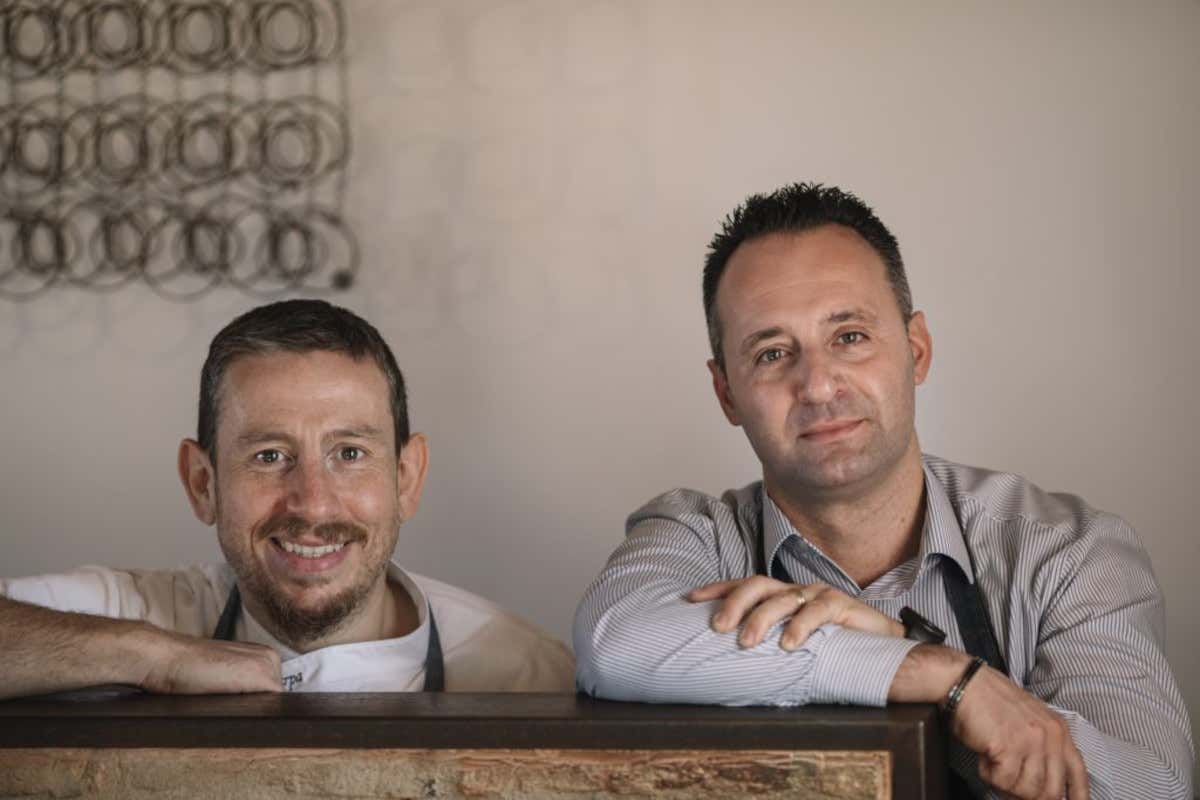 I cannoli dello chef Martino Scarpa con il panettone e il baccalà mantecato