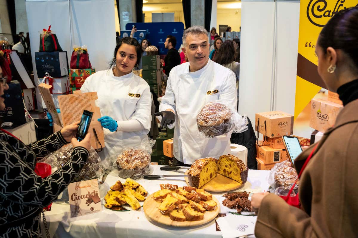 Panettone Maximo 2025: Roma celebra il dolce di Natale con gusto e spettacolo Panettone Maximo 2025: Roma celebra il dolce di Natale con gusto e spettacolo
