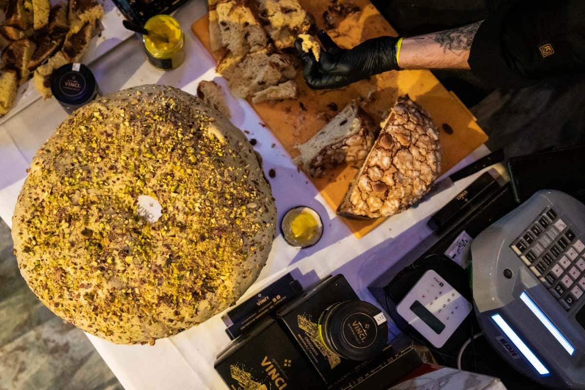 Panettone Maximo 2025: Roma celebra il dolce di Natale con gusto e spettacolo Panettone Maximo 2025: Roma celebra il dolce di Natale con gusto e spettacolo