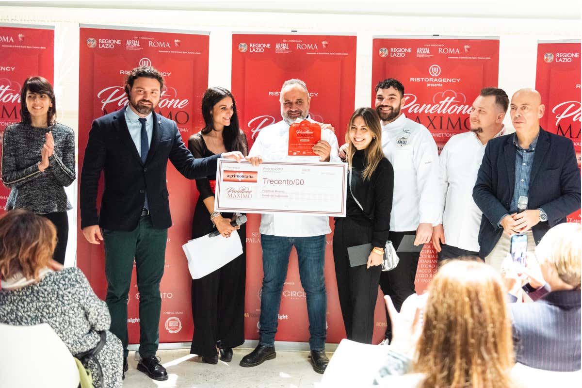 Spiga d’Oro Bakery premiato come Miglior panettone tradizionale di Roma Il miglior panettone tradizionale di Roma? Si mangia da Spiga D’oro Bakery Spiga d’Oro Bakery premiato come Miglior panettone tradizionale di Roma Il miglior panettone tradizionale di Roma? Si mangia da Spiga D’oro Bakery