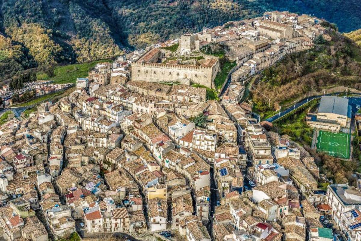 Alla scoperta della storia del Manzapanettum, l’antenato dimenticato del panettone Alla scoperta della storia del Manzapanettum, l’antenato dimenticato del panettone