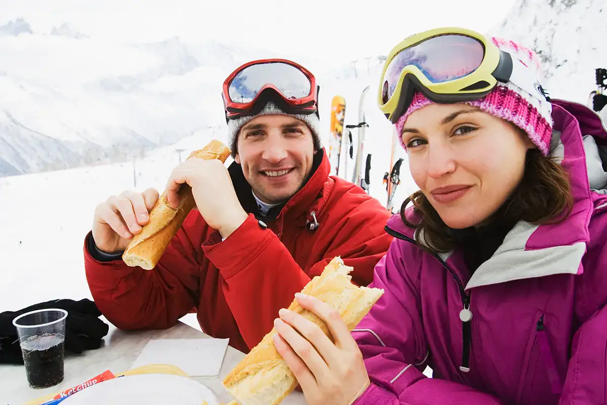 Sulle piste basta un panino, a patto che sia equilibrato Per sciare in Valtellina il formaggio &egrave; la fonte di energia giusta
