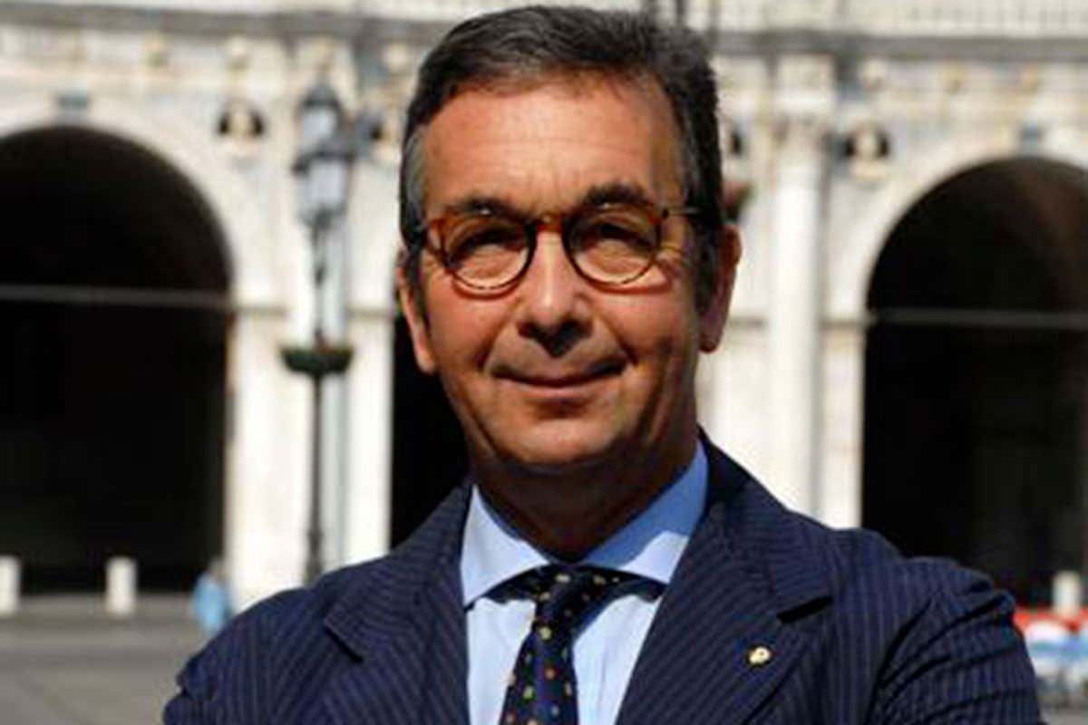 Paolo Rossi Turismo, per l'Italia è l'estate del rilancio. Mare più gettonato della montagna Paolo Rossi Turismo, per l'Italia è l'estate del rilancio. Mare più gettonato della montagna