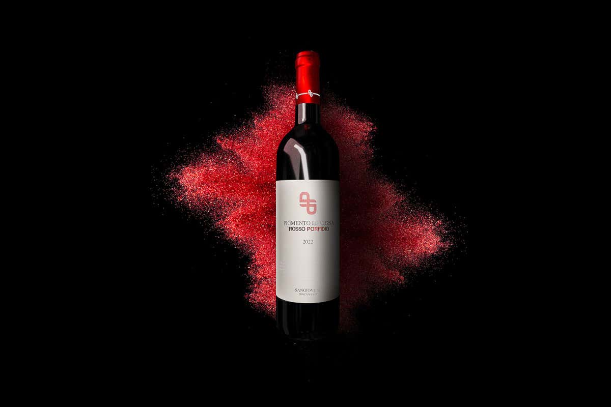 Il sommelier che rompe le regole: “non serve più” il vino, lo racconta (e lo produce) Il sommelier che rompe le regole: “non serve più” il vino, lo racconta (e lo produce)