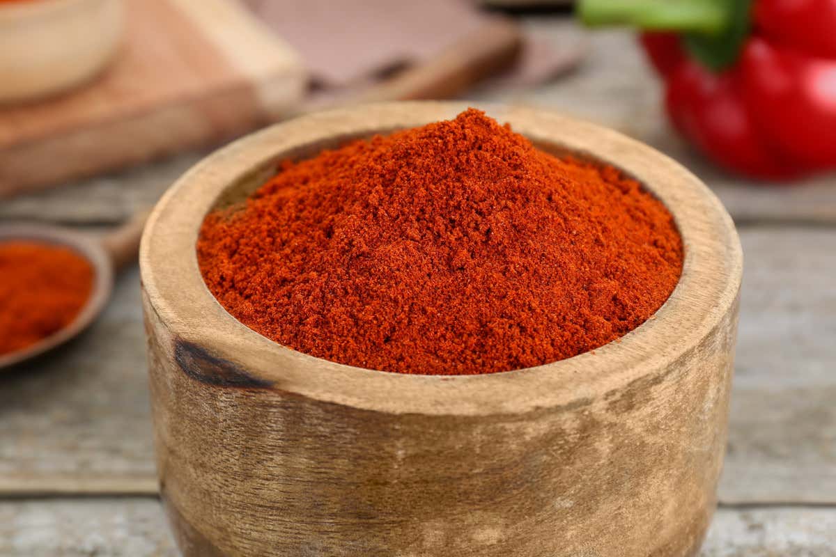 Paprika: la spezia che accende i piatti e fa bene alla salute Paprika: la spezia che accende i piatti e fa bene alla salute